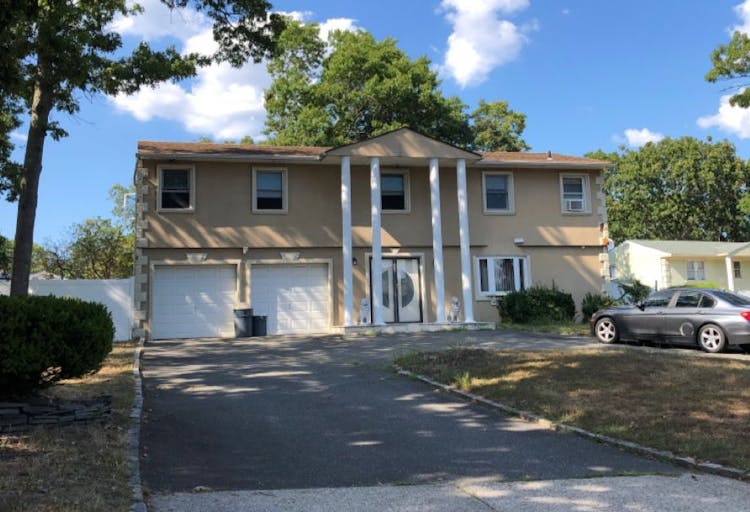 1 Neil Court Farmingville, NY 11738, Suffolk County