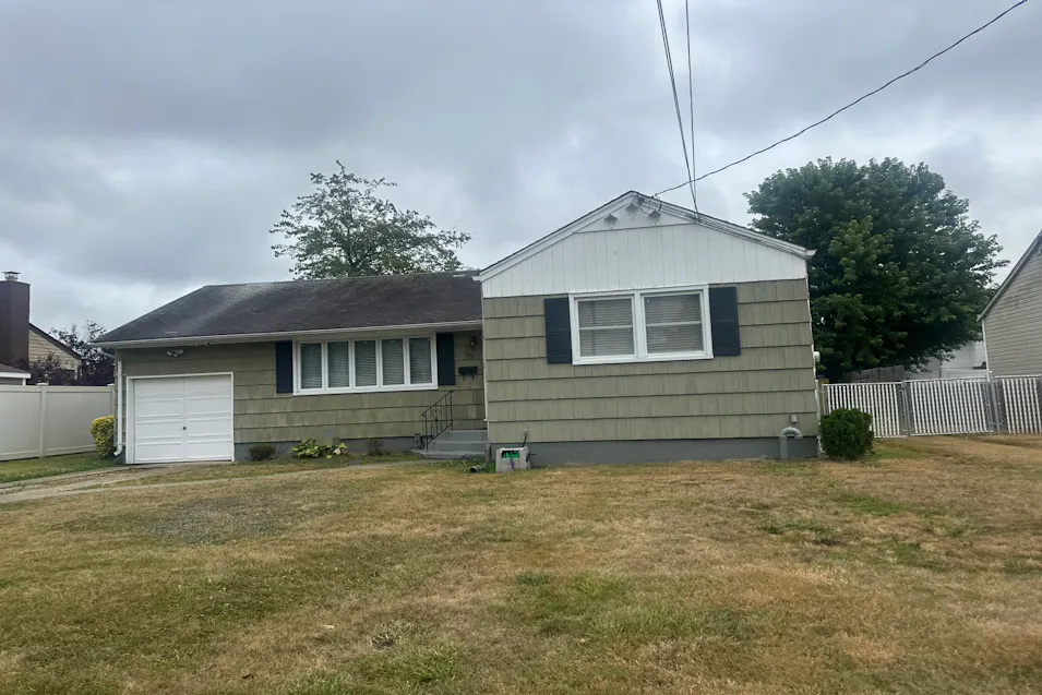 129 E 5th Street Deer Park, NY 11729, Suffolk County