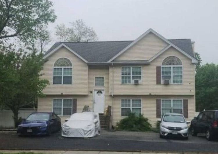 83 3rd Avenue Bay Shore, NY 11706, Suffolk County