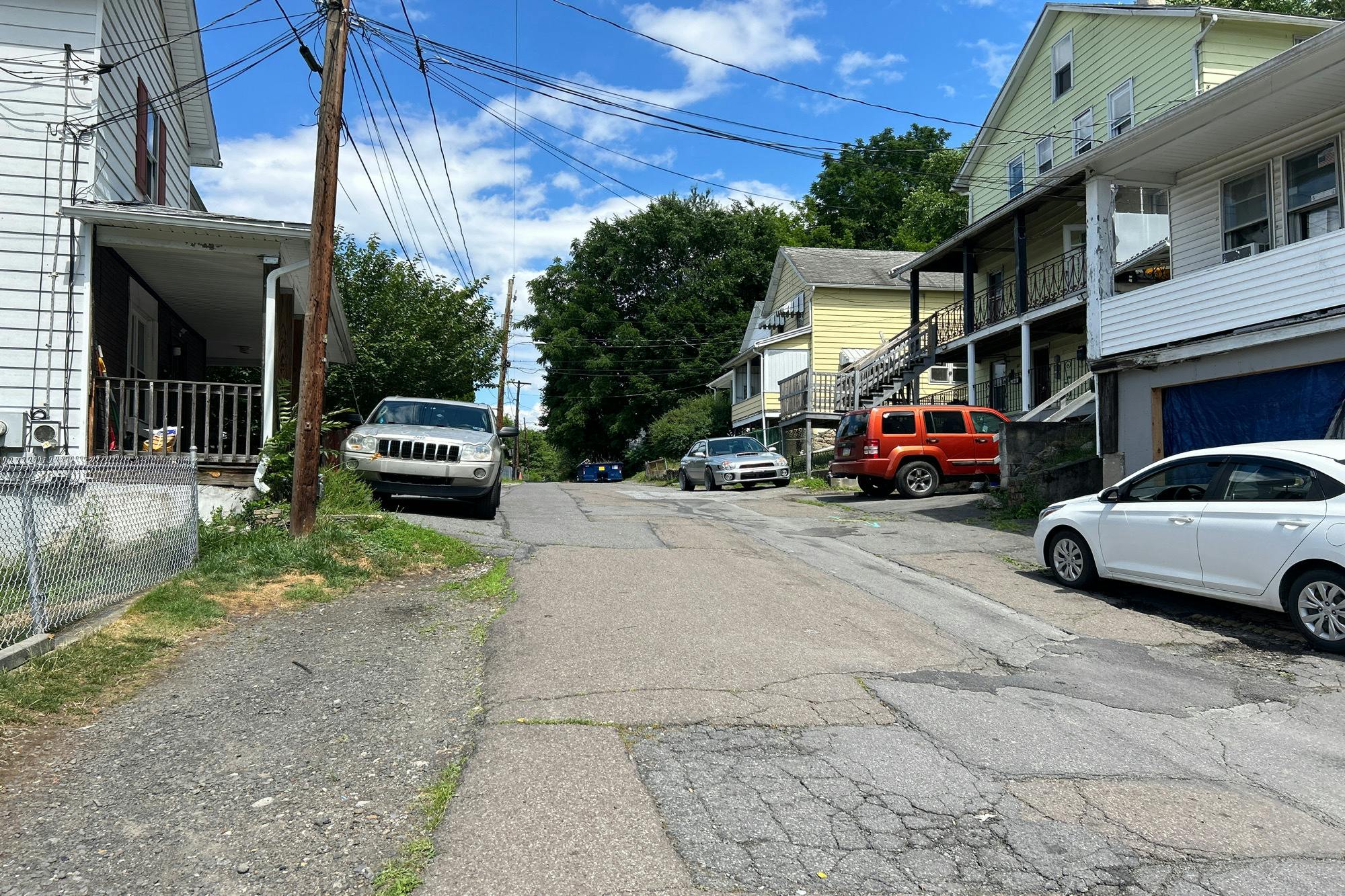 Drummond St, Pittston, PA 18640