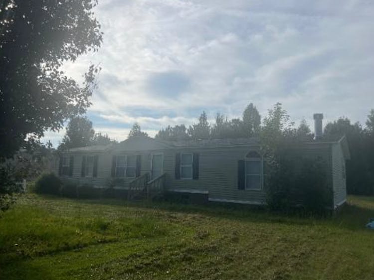 653 Old Snow Hill Rd Ayden, NC 28513, Pitt County