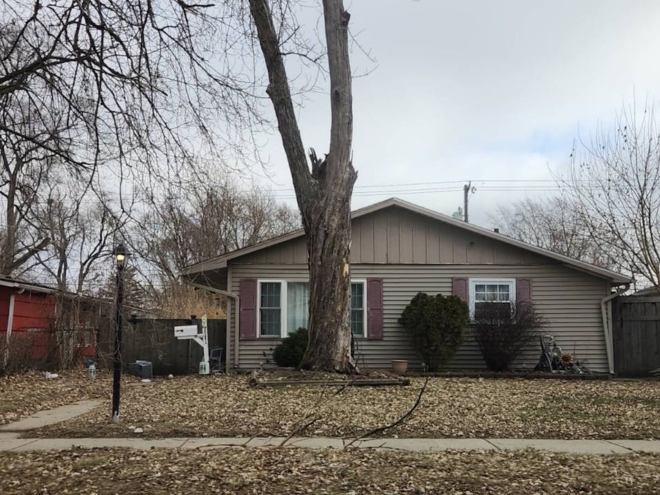 6411 Ohio Ave Hammond, IN 46323, Lake County