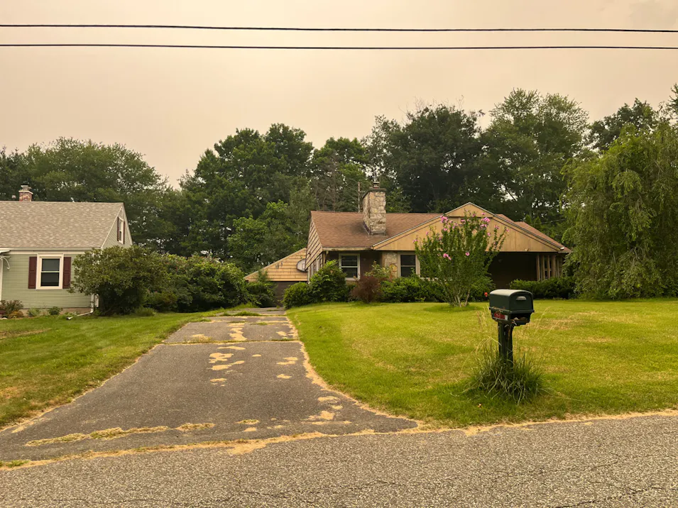 16 Knollwood Drive East Longmeadow, MA 01028, Hampden County