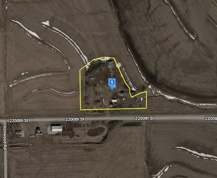 1034 2200th Str. Defiance, IA 51527, Shelby County