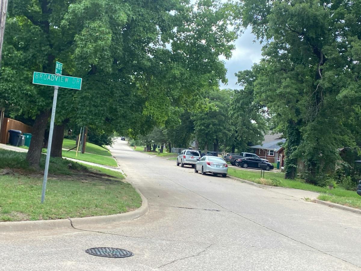 12th St, Oklahoma City, OK 73127
