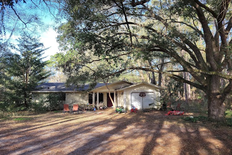 20 Never Bend Drive Ocala, FL 34482, Marion County