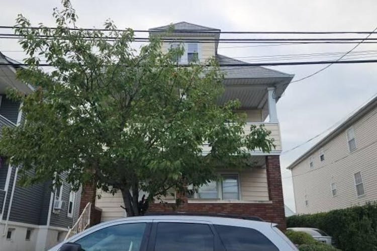 1026- 1028 E 24th St Paterson, NJ 07513, Passaic County