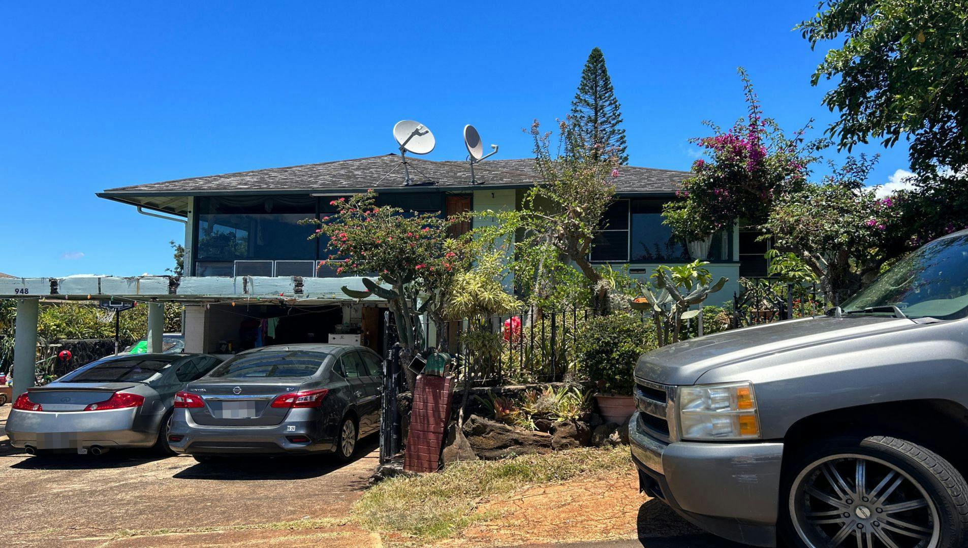 Kealaluina Dr, Aiea, HI 96701 #1