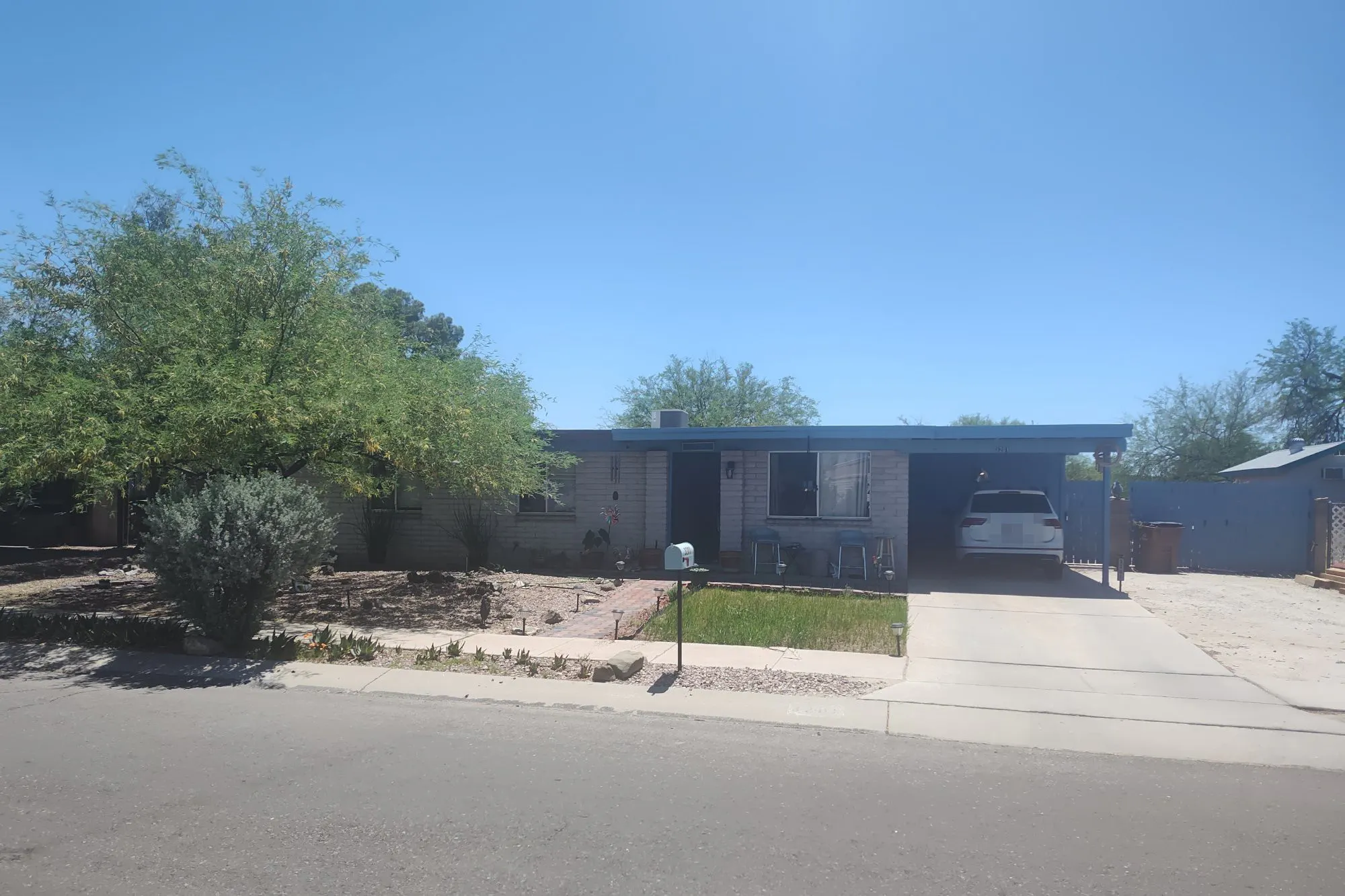 Las Palmas Dr, Tucson, AZ 85741 #1
