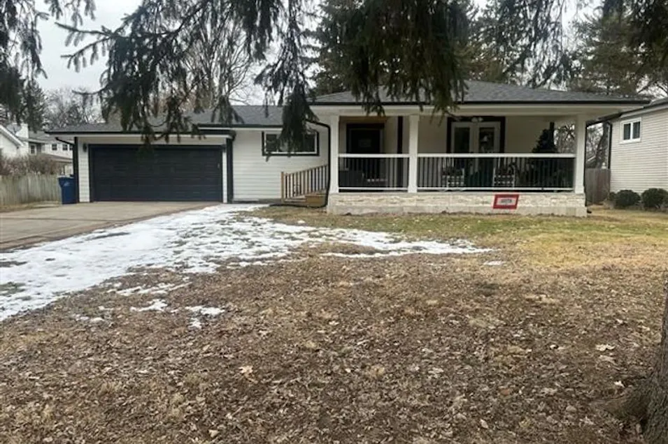 22 W574 Sycamore Glen Ellyn, IL 60137, Dupage County