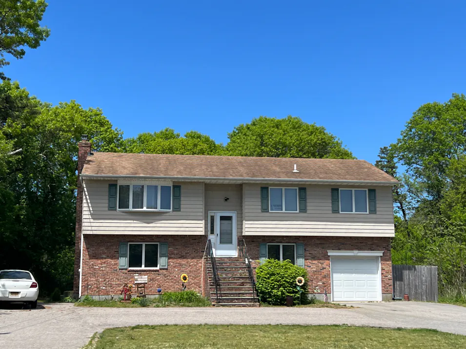 129 Woodside Avenue Aka 129 West Woodside Avenue Patchogue, NY 11772, Suffolk County