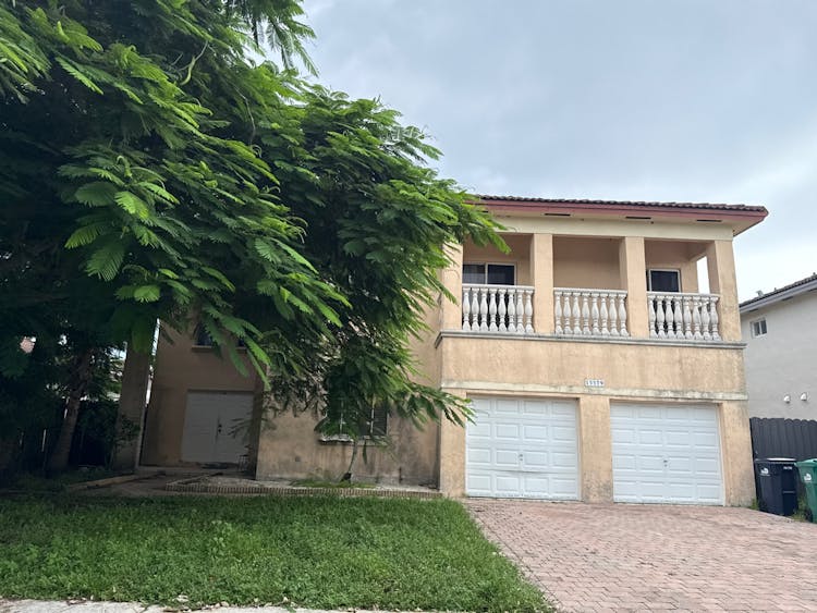 15579 10th Ln Miami, FL 33194, Miami-Dade County
