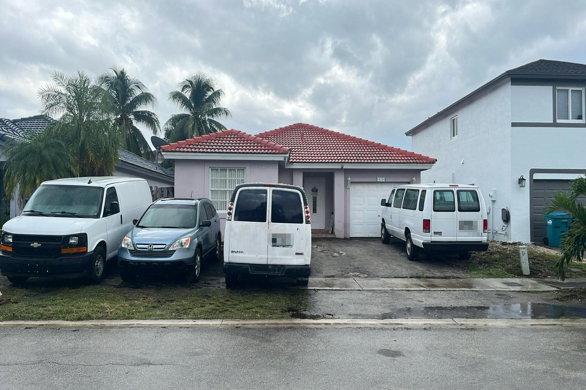 176th Ter, Miami, FL 33177