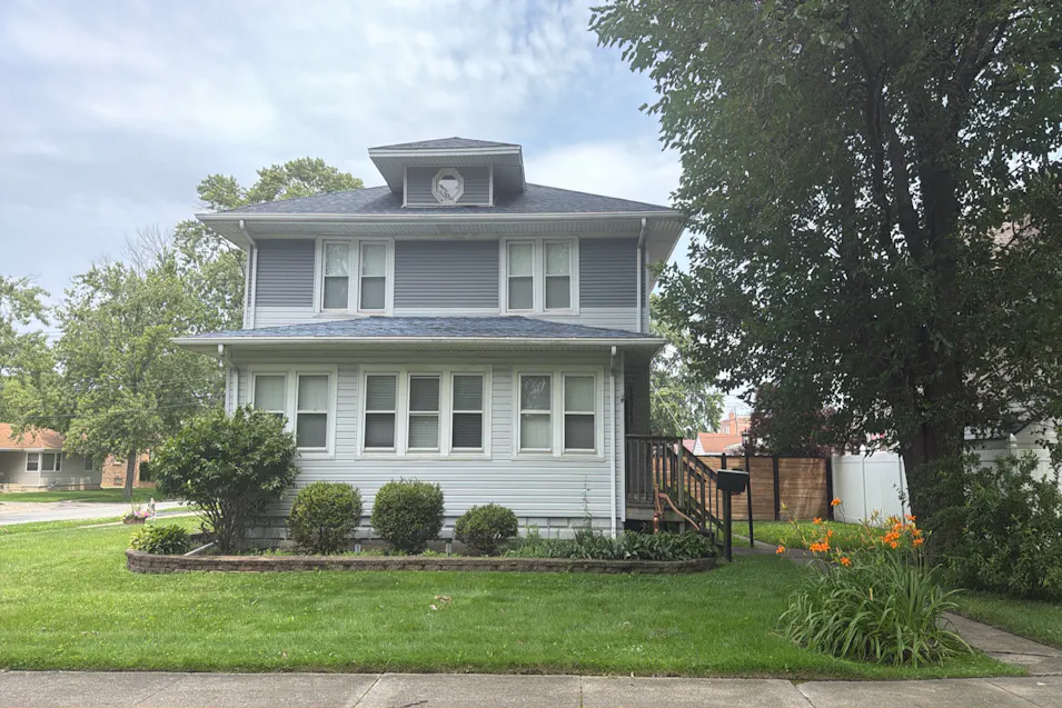 18041 Wentworth Avenue Lansing, IL 60438, Cook County