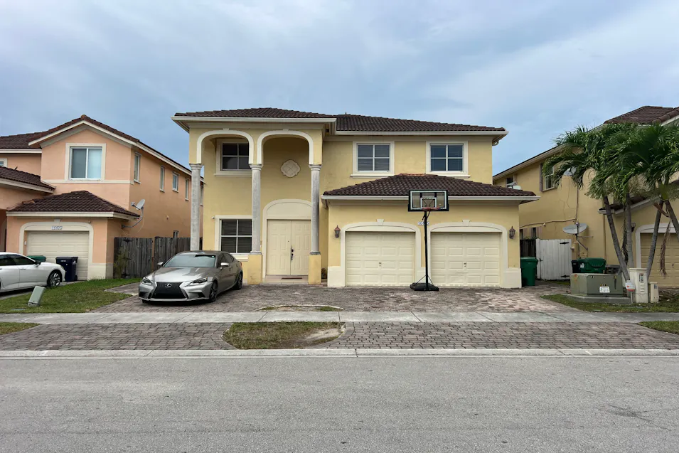16485 SW 84th Ln Miami, FL 33193, Miami-Dade County