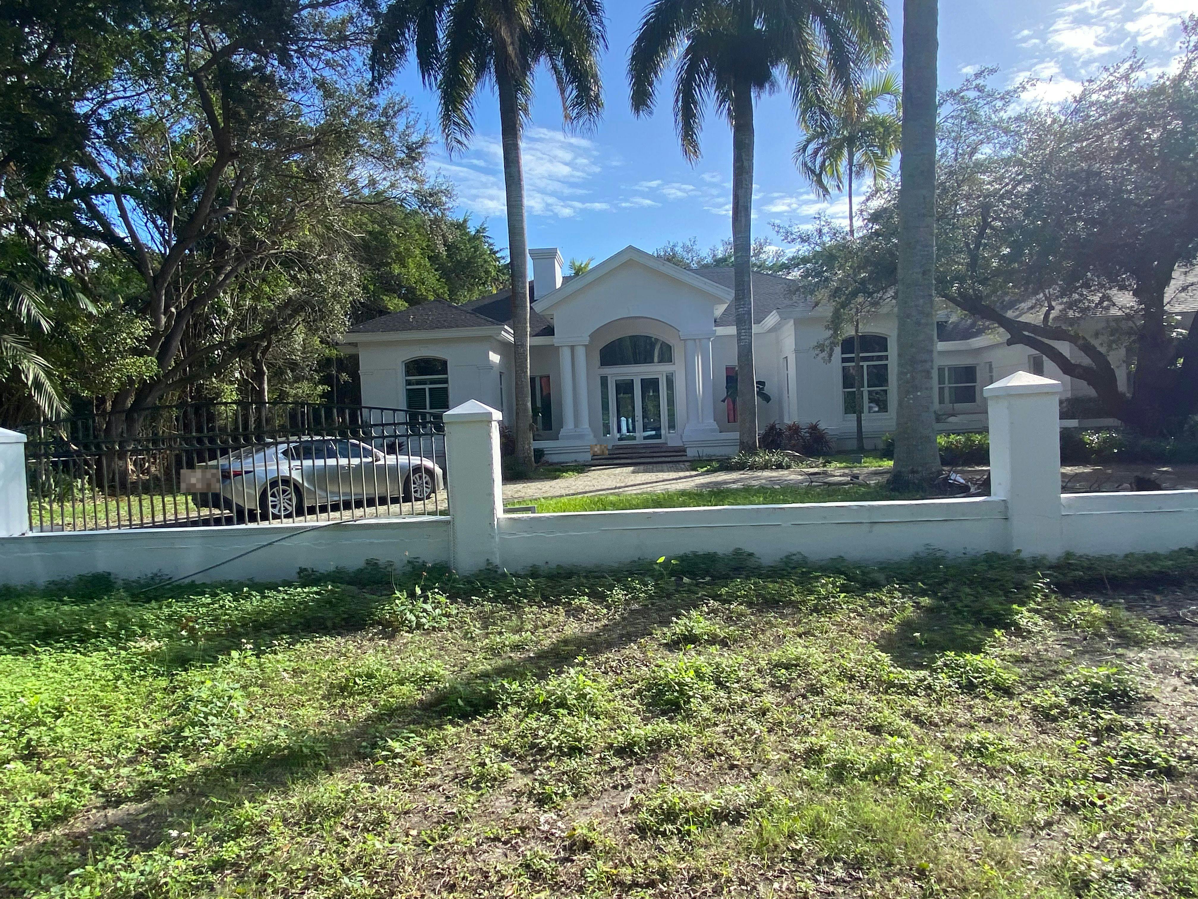 107th St, Pinecrest, FL 33156