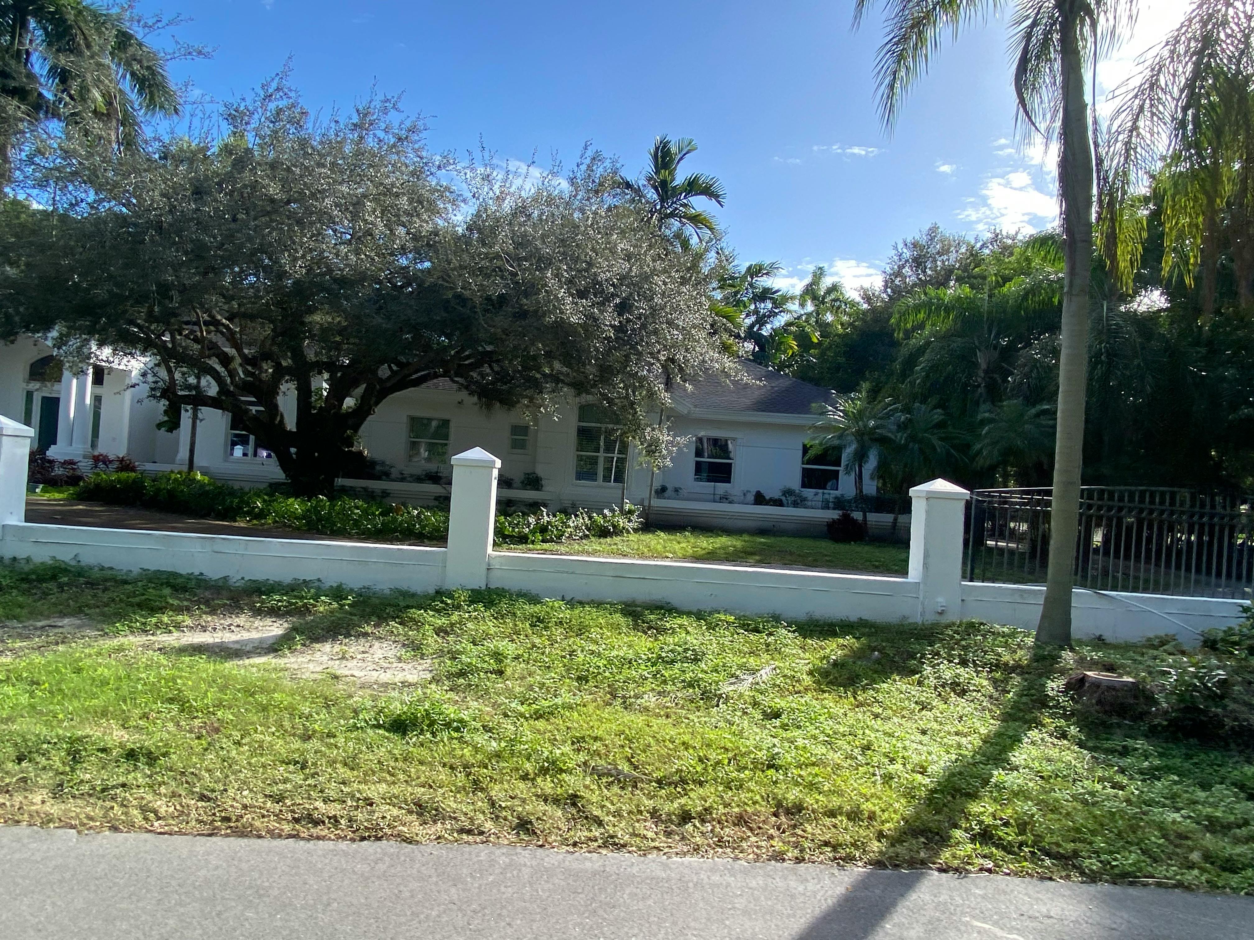 107th St, Pinecrest, FL 33156 #1