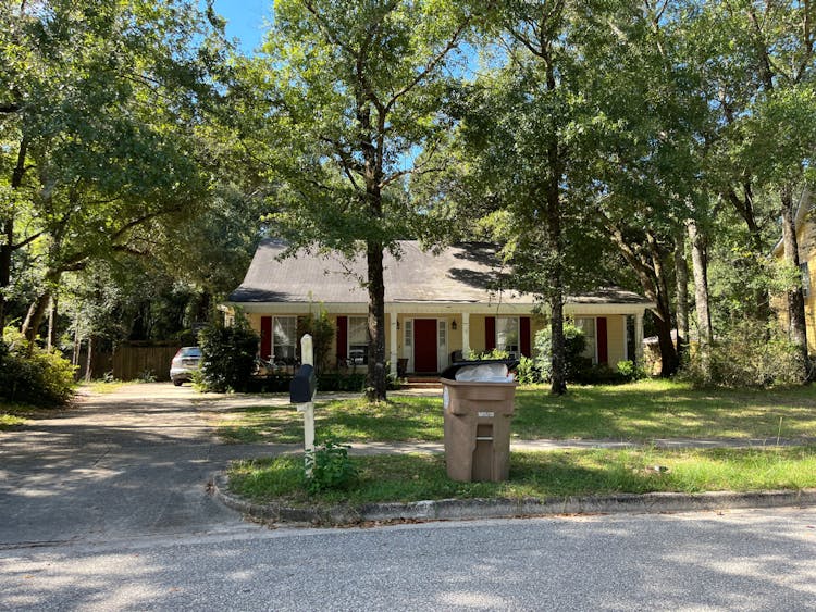 5305 Isabel Way South,Mobile, AL 36693, Mobile County