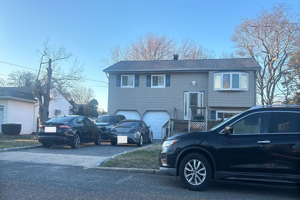 171 West Plum Street Brentwood, NY 11717, Suffolk County