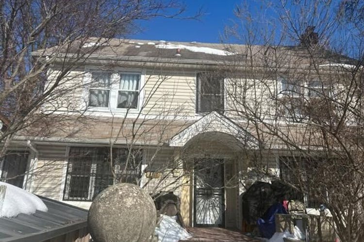 187-01 Sullivan Rd Saint Albans, NY 11412, Queens County