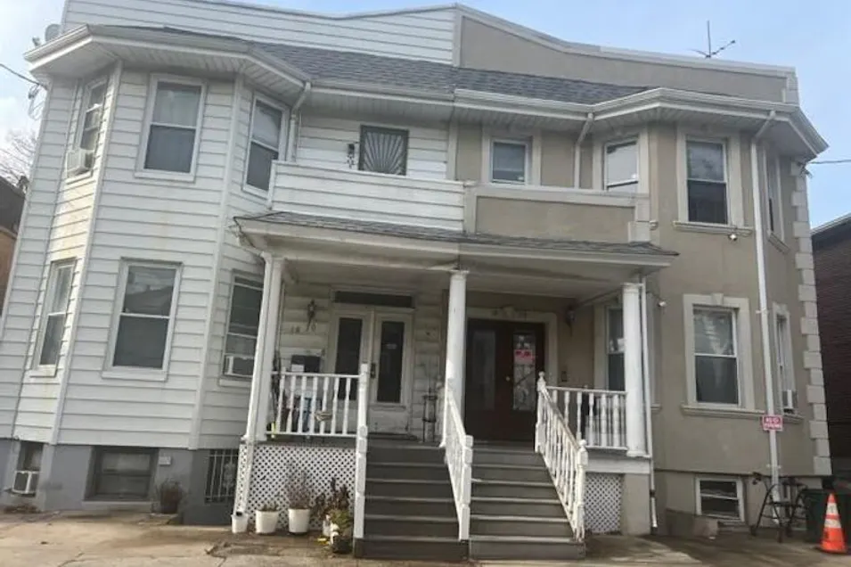 18-28 121st St College Point, NY 11356, Queens County