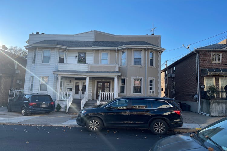 18-28 121st St College Point, NY 11356, Queens County