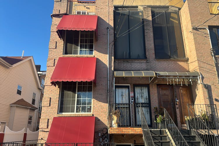 193-07 Linden Blvd St Albans, NY 11412, Queens County