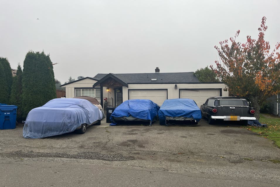 4121 SW 109th St Seattle, WA 98146, King County