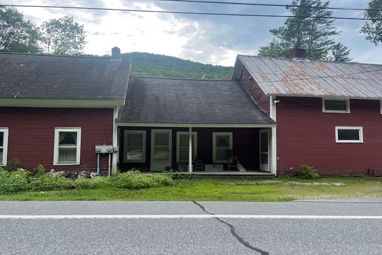 4334 Vt Route 100, Warren, VT, 05674, USA