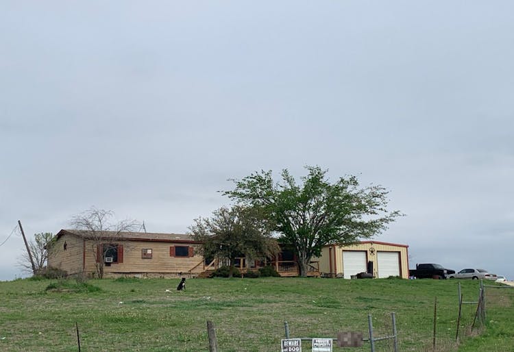 200 County Road 458, Coupland, TX, 78615, USA