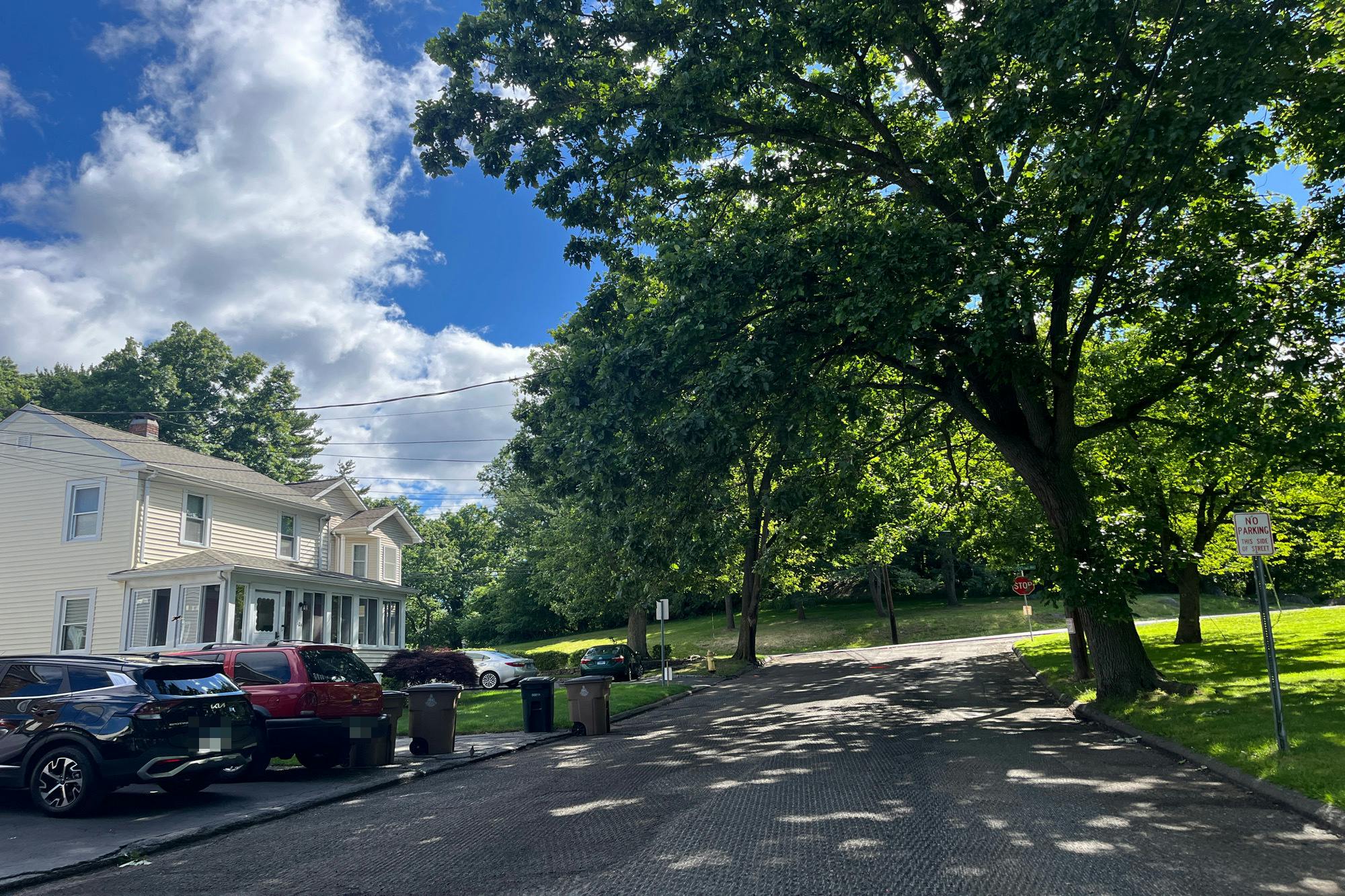 Mcmullen Ave, Stamford, CT 06902