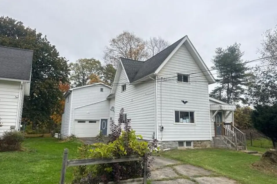 21 South Street Friendship, NY 14739, Allegany County