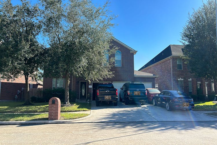 6630 Brightonfern Lane Houston, TX 77049, Harris County