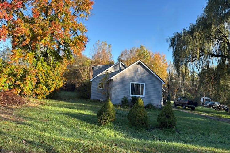 1151 Lake Rd Clio, MI 48420, Genesee County