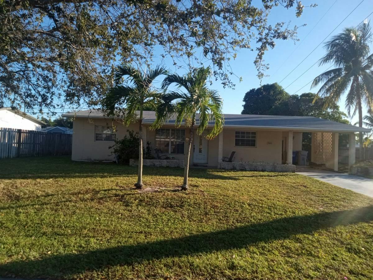 33rd Ct, Pompano Beach, FL 33064