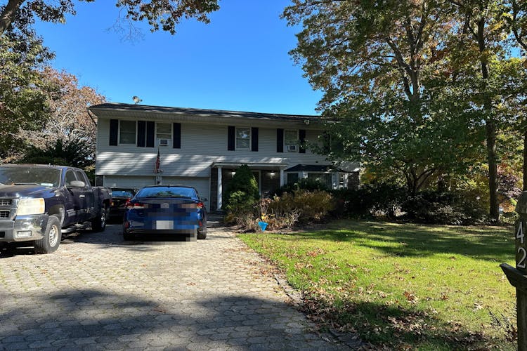 42 Maple Glen Lane Nesconset, NY 11767, Suffolk County