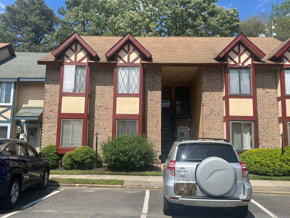 Chelsea Cir, Clementon, NJ 08021