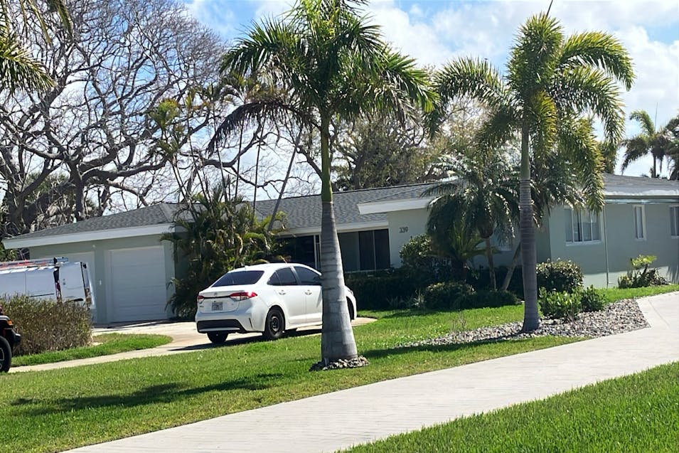 333 Bath Club Blvd N Redington Beach, FL 33708, Pinellas County