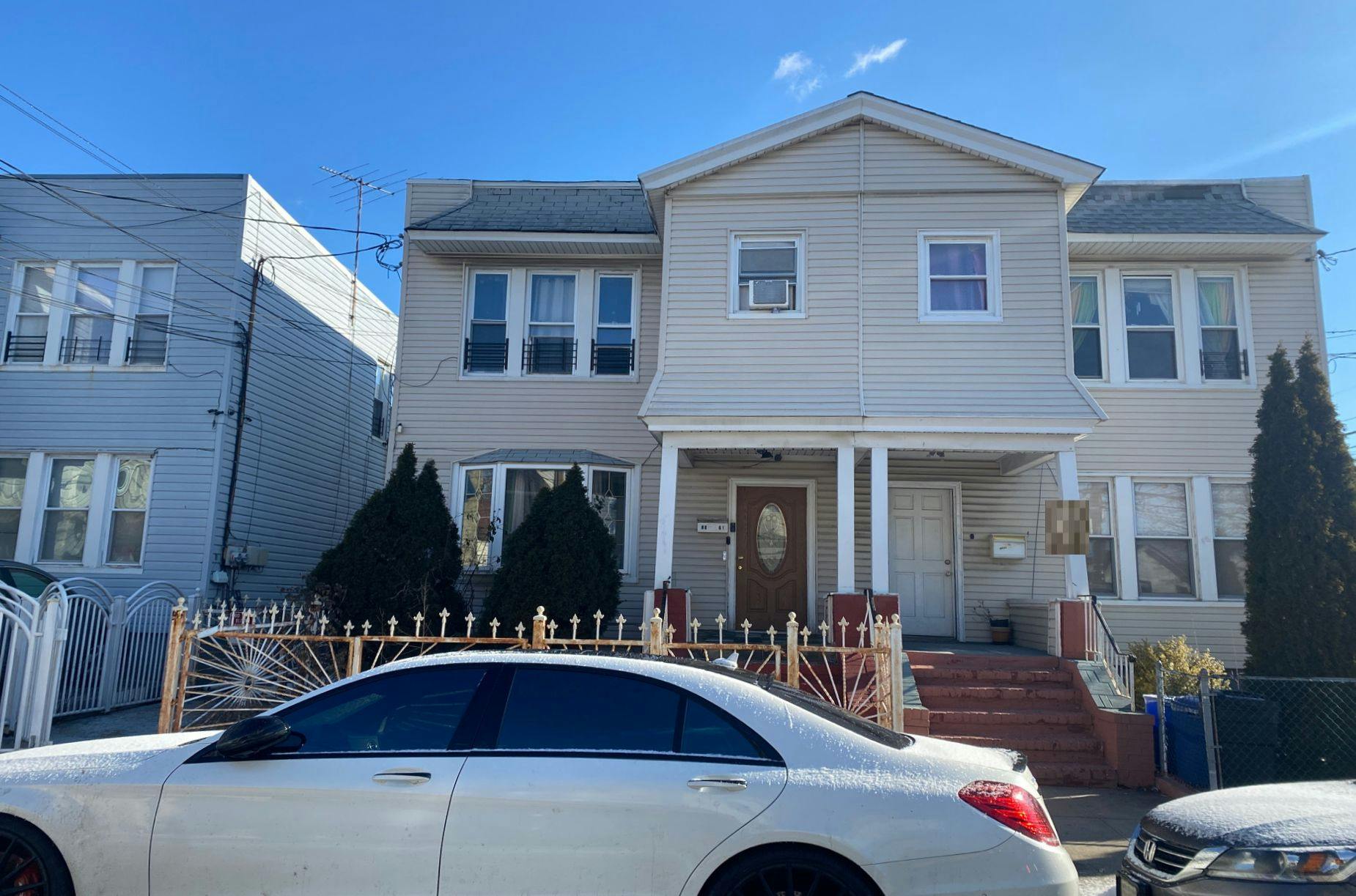 8861 76th St, Woodhaven, NY, 11421, USA