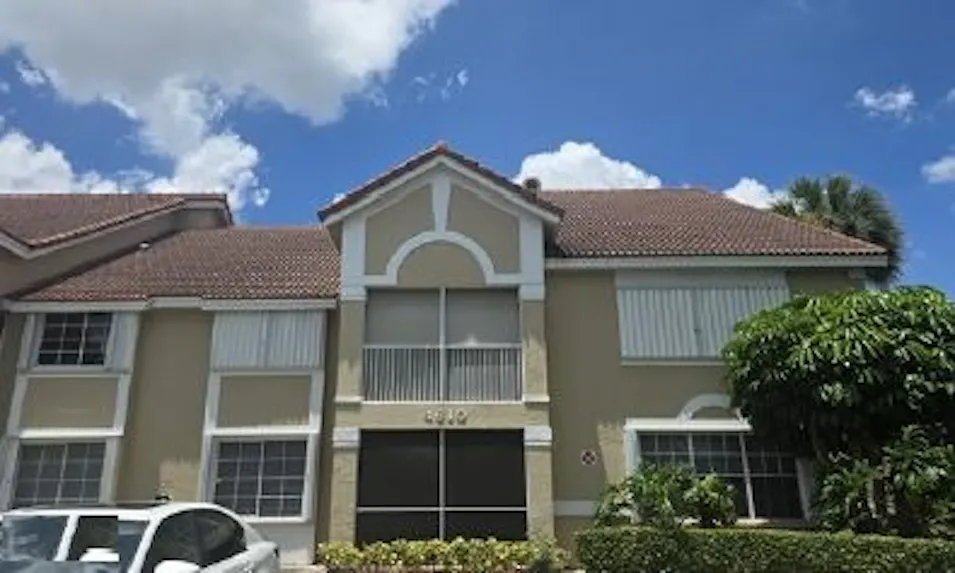 4610 W McNab Rd Apt D1 Pompano Beach, FL 33069, Broward County