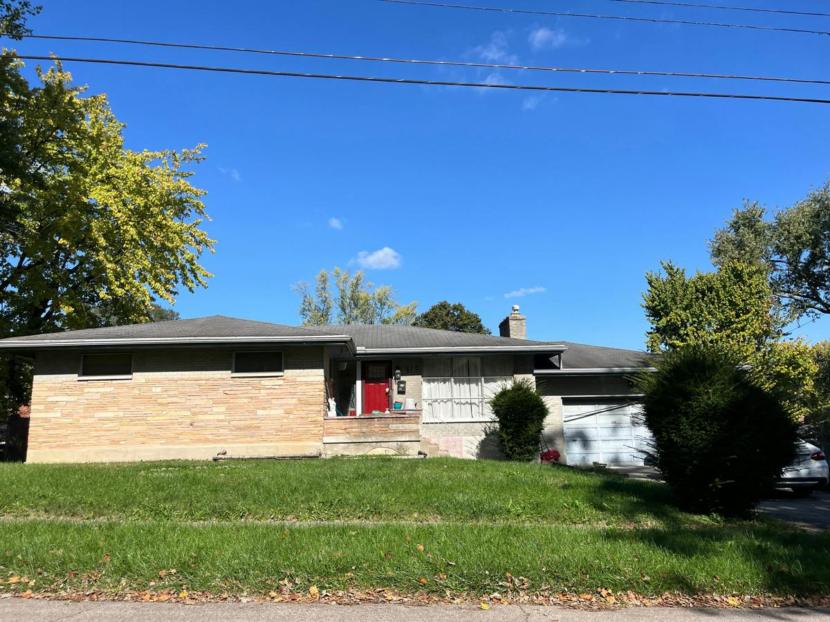 Elm Hill Dr, Dayton, OH 45415