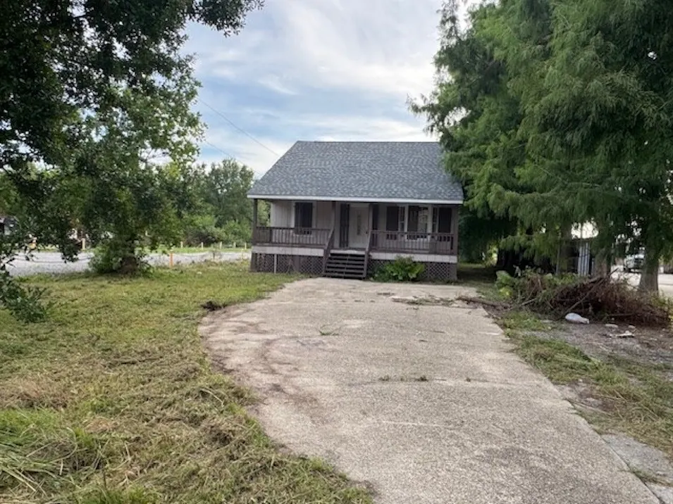 201 W 194th St Galliano, LA 70354, Lafourche Parish County