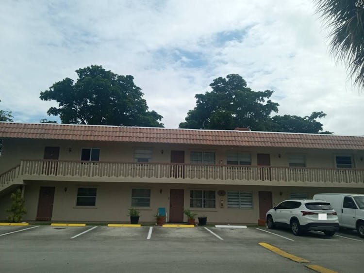 3777 78th Ave Apt2a Hollywood, FL 33024, Broward County