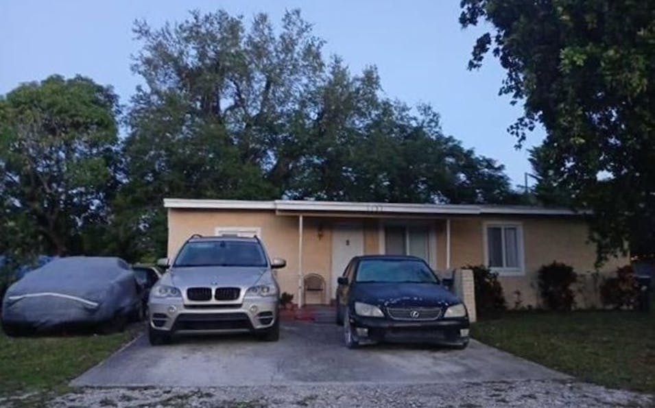 1131 NW 18th Ave Fort Lauderdale, FL 33311, Broward County