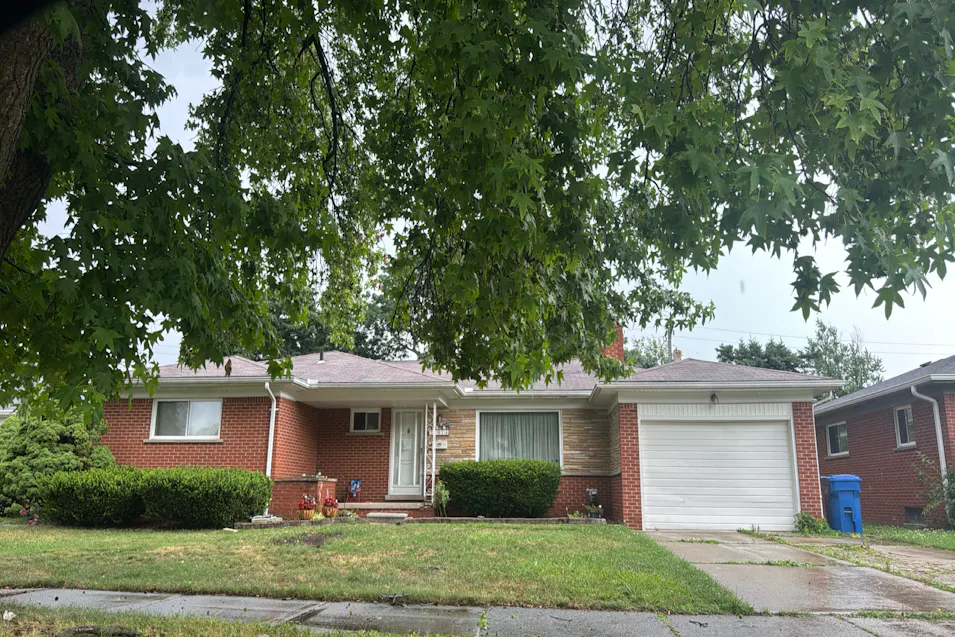 27914 Santa Ana Dr Warren, MI 48093, Macomb County