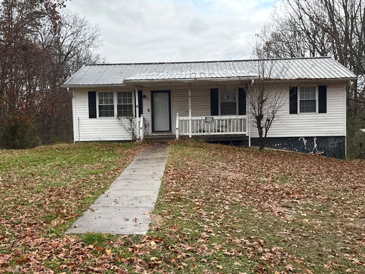 123 Northeast Puente Drive Cleveland, TN 37323, Bradley County
