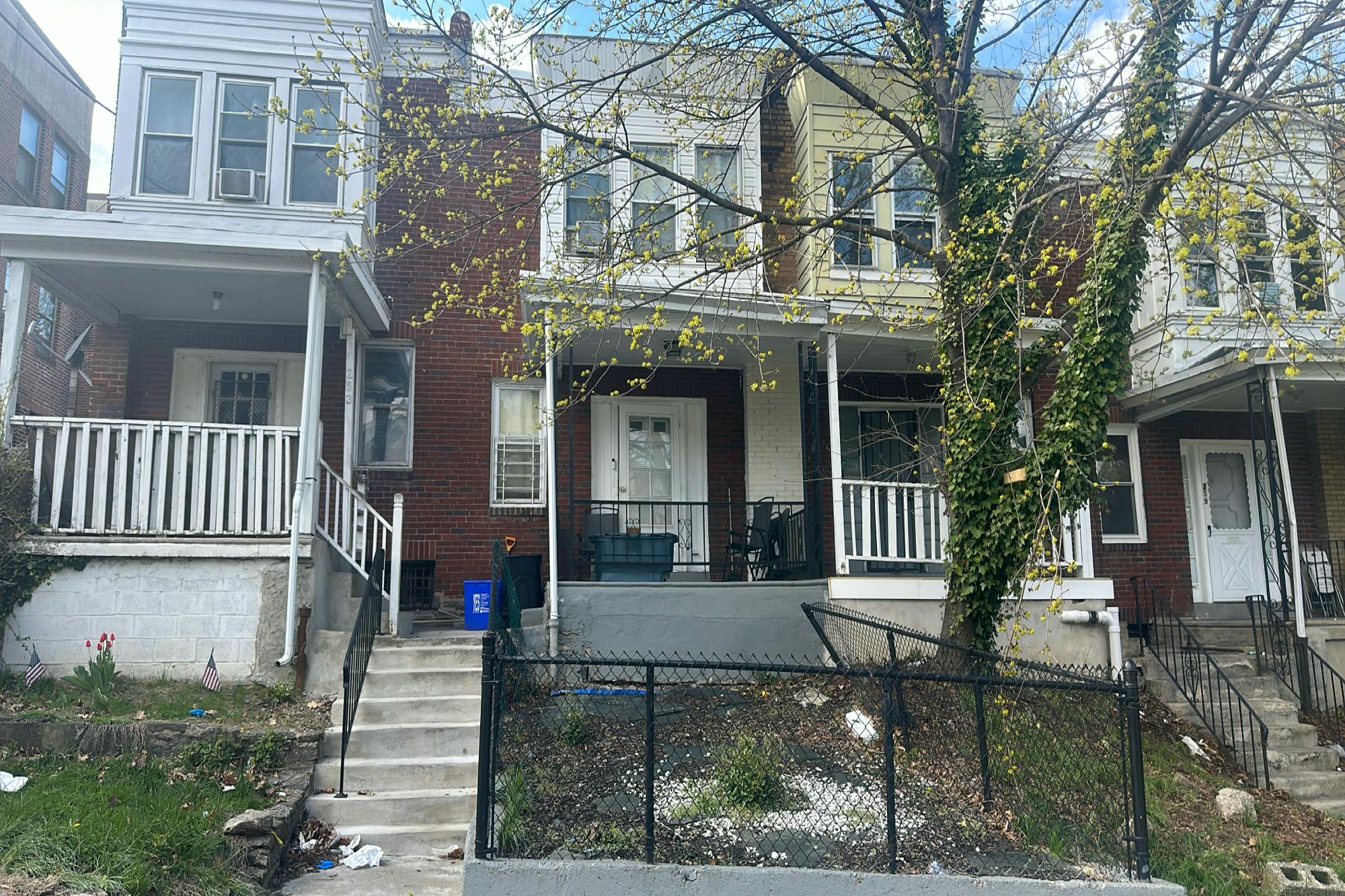 Penn St, Philadelphia, PA 19144