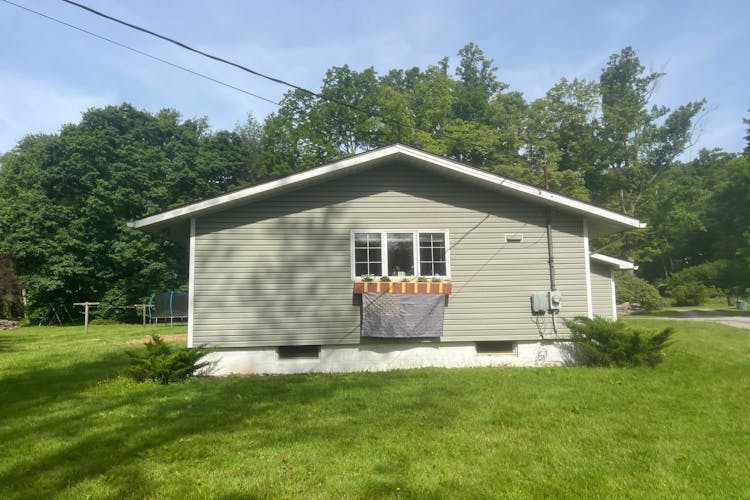 107 Redbud Lane Latrobe, PA 15650, Westmoreland County