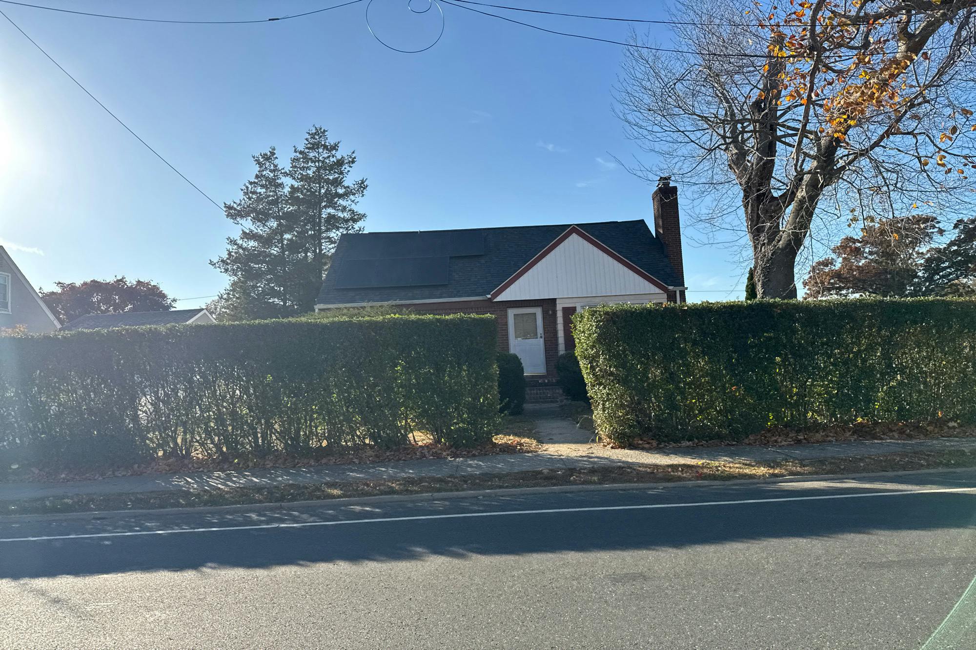 Dosoris Ln, Glen Cove, NY 11542