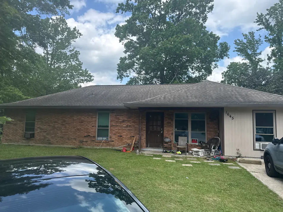 1645 Bart St Denham Springs, LA 70726, Livingston County